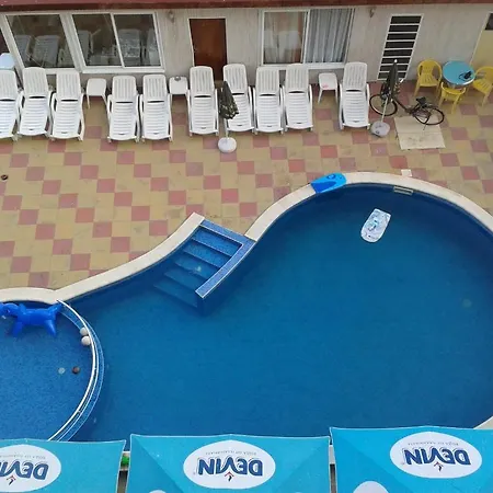 Peshev Family Отель