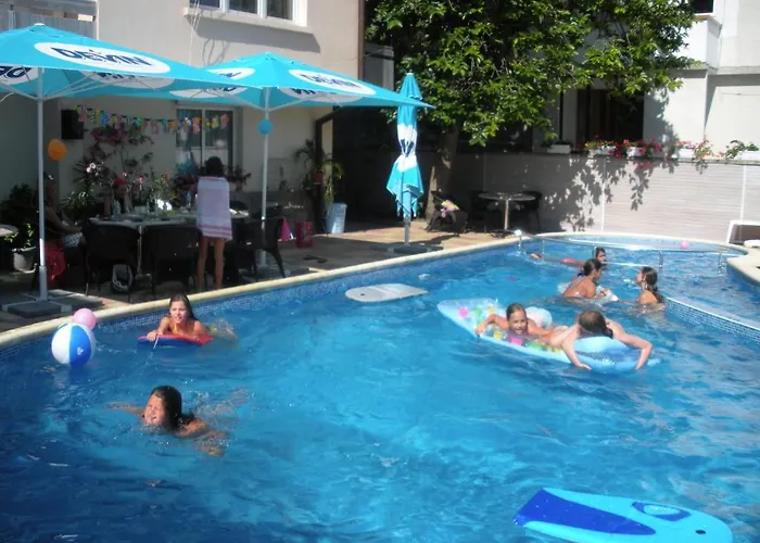 пешев семеен Несебър